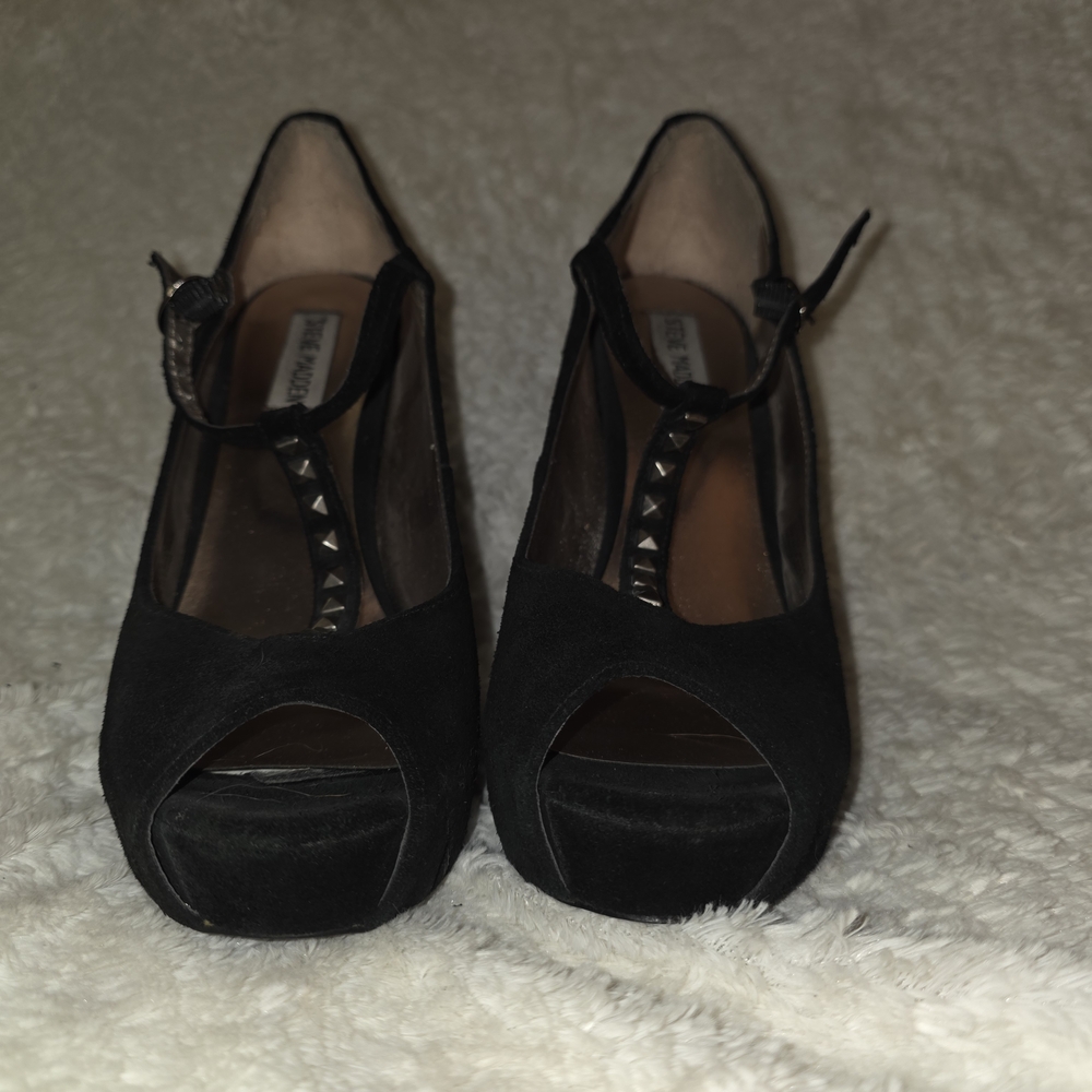 Steve Madden Black Peep-Toe Heels